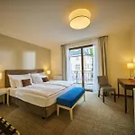 Otel Wellness Queens Mariánské Lázně