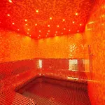 Hotel Wellness Queens 4*